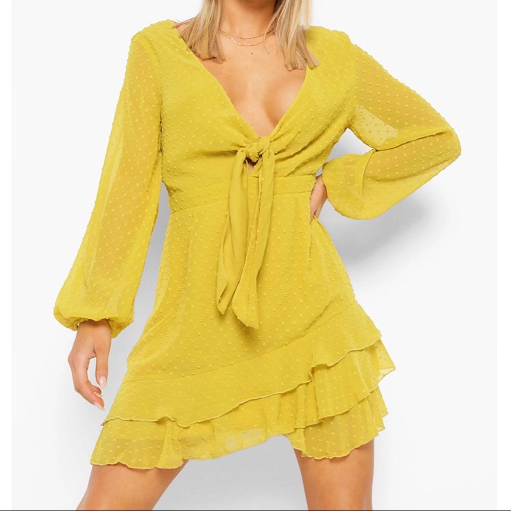 👑 CHARTREUSE LONG SLEEVE RUFFLE MINI DRESS!